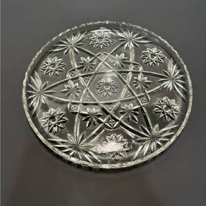 Elegant Vintage Crystal Glass Plate with Starburst Design